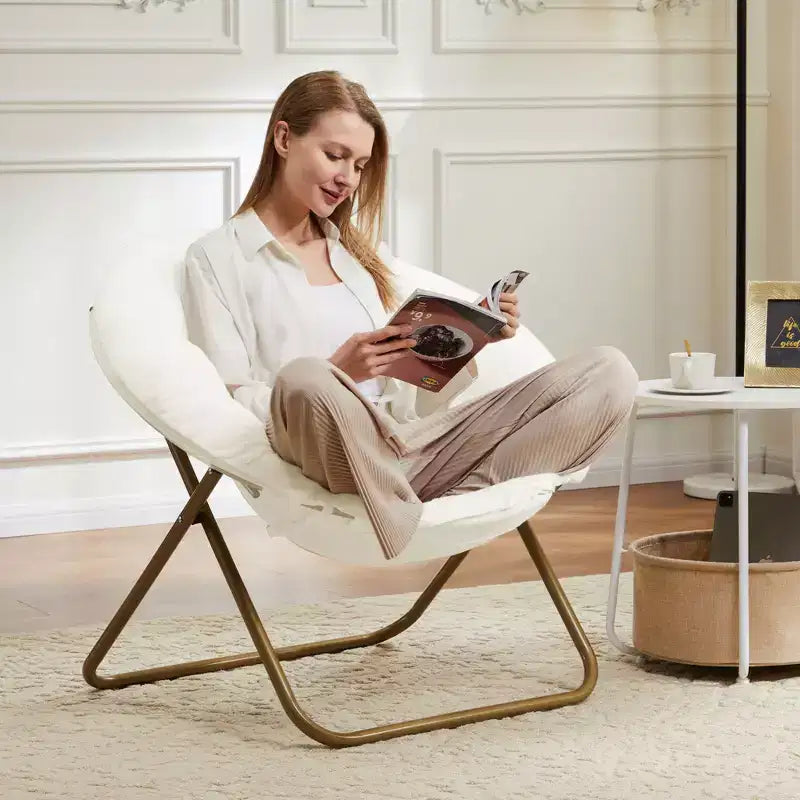 Zeus & Ruta Comfortable Faux Fur Disc Accent Chair - Adult-Size for Bedroom & Living Room